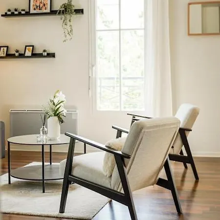 Apartment Magical Residence, Le Cour Royal Near Disneyland Paris, Just 5 Min Away ! Chessy (Seine-et-Marne)