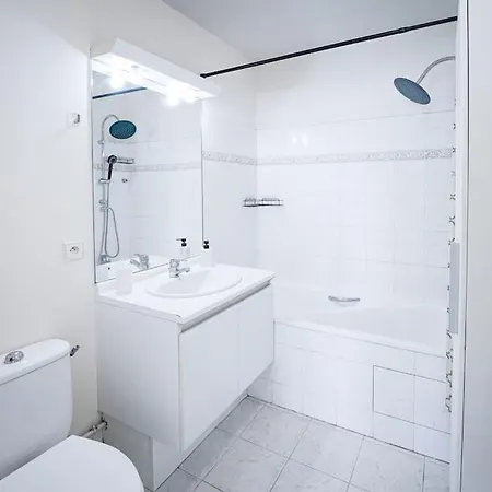 Magical Residence, Le Cour Royal Near Disneyland Paris, Just 5 Min Away ! Apartment *